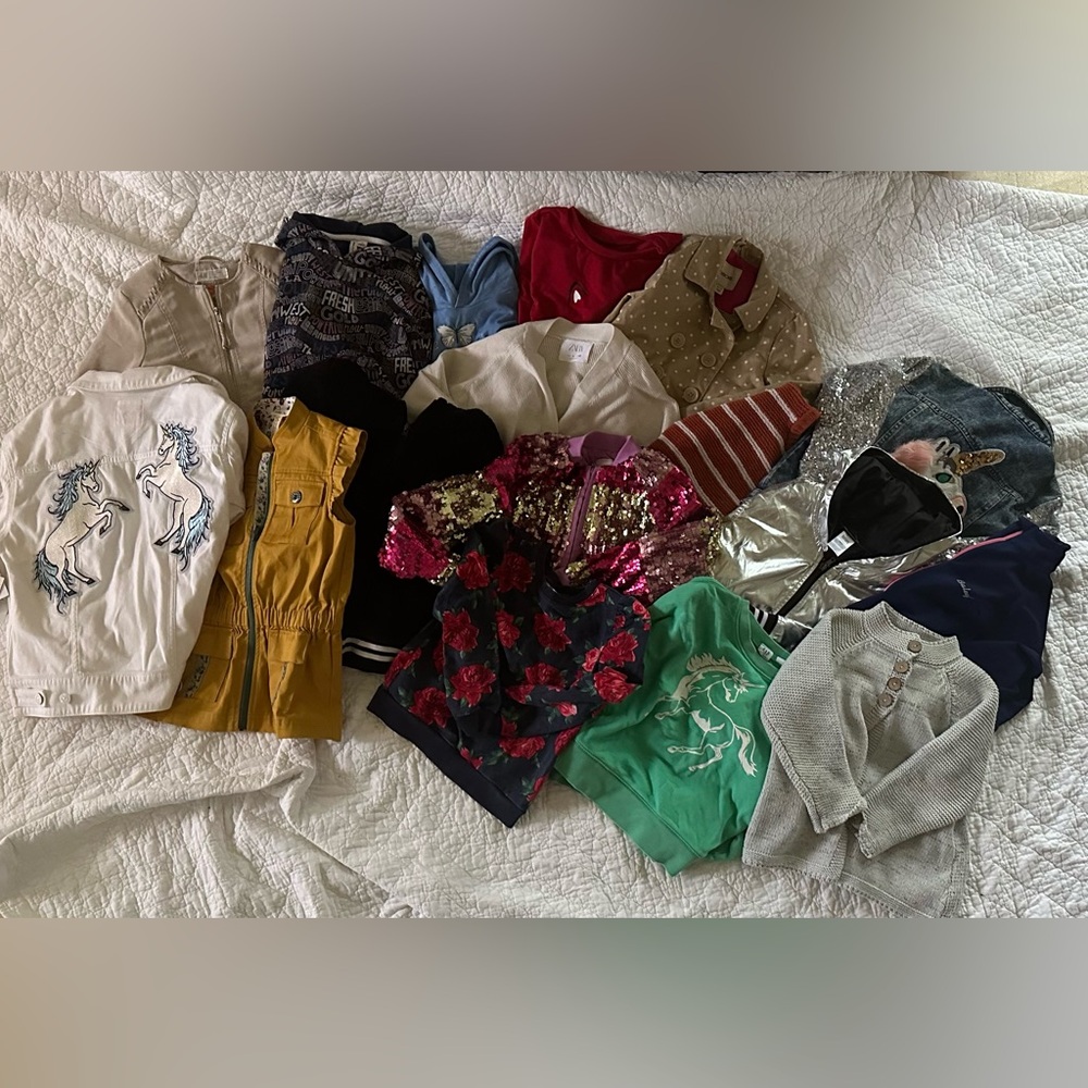 Lot of 17 girls sweaters/sweatshirts/jackets
